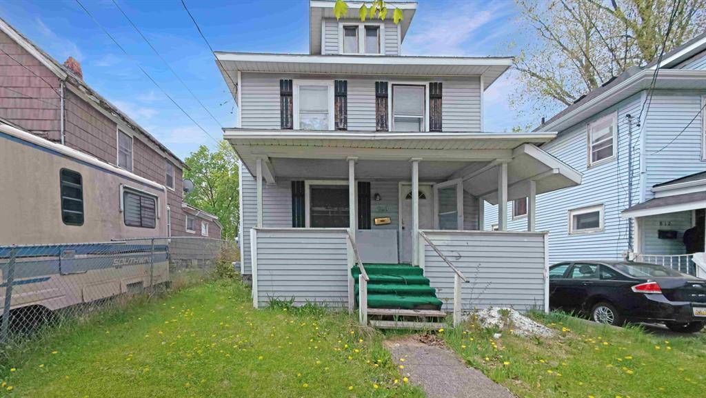 Lansing, MI 48906,814 W Willow Street