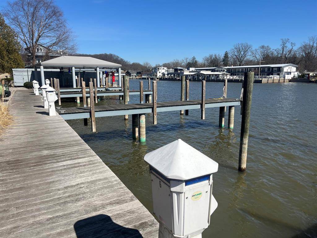 Saugatuck, MI 49453,443 Park Street 5
