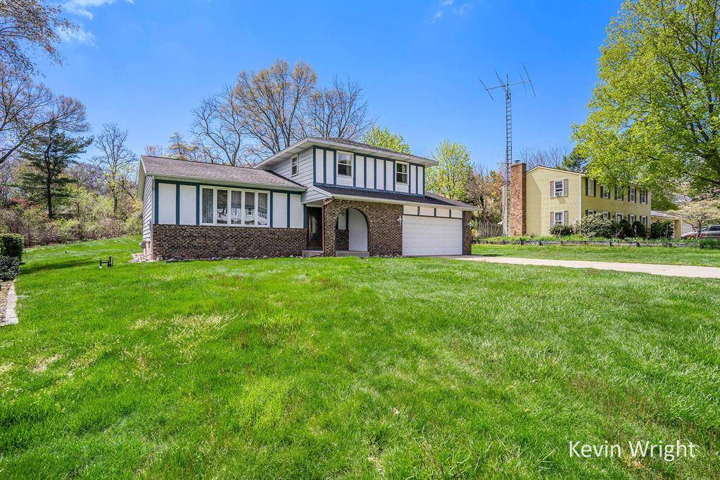 Spring Lake Twp, MI 49456,15460 Wisteria Lane