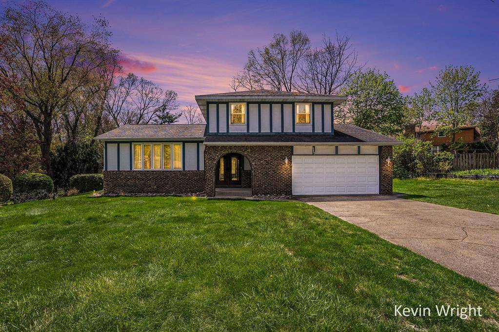 Spring Lake Twp, MI 49456,15460 Wisteria Lane