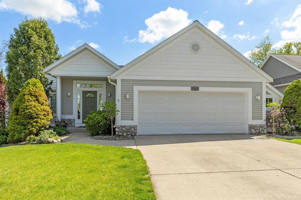Holland Twp, MI 49464,10502 Bridgewater Drive