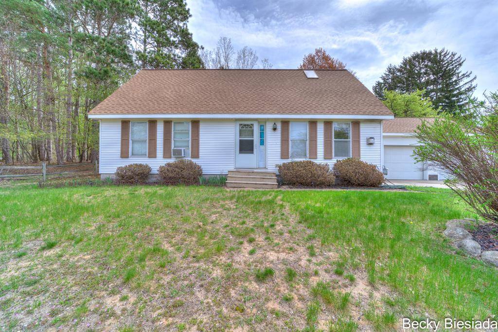 Whitehall, MI 49461,823 Warner Street