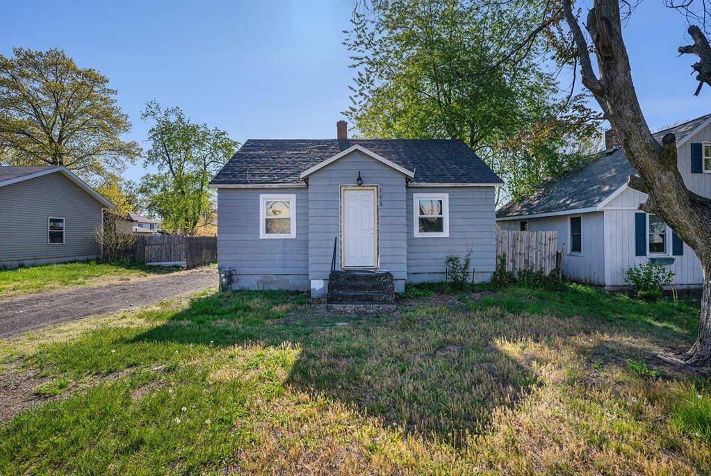Holland Twp, MI 49423,108 Spruce Avenue