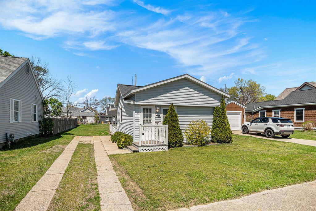 Grand Haven, MI 49417,1115 Pennoyer Avenue