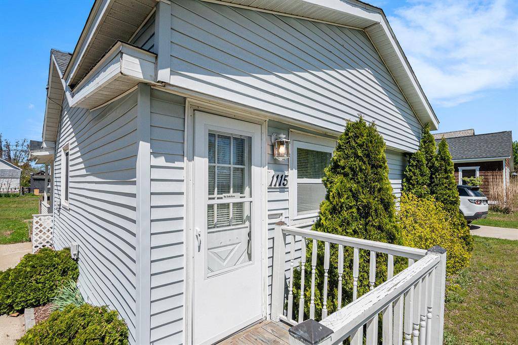 Grand Haven, MI 49417,1115 Pennoyer Avenue