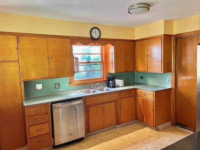 Grand Rapids, MI 49505,1339 3 Mile Road NE