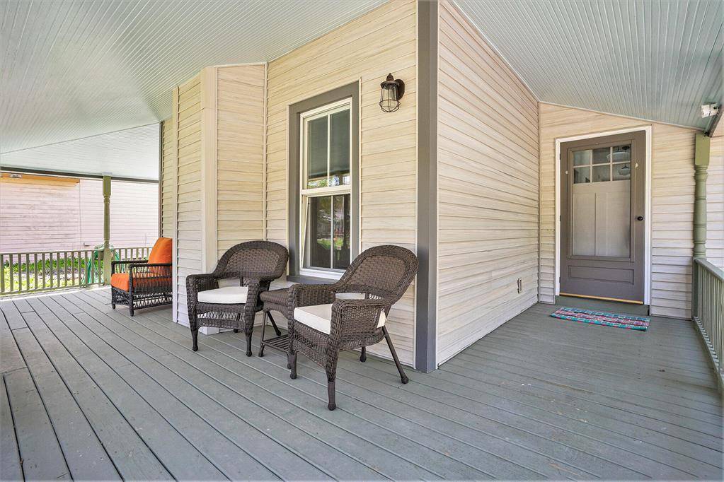 Saugatuck, MI 49453,251 North Street