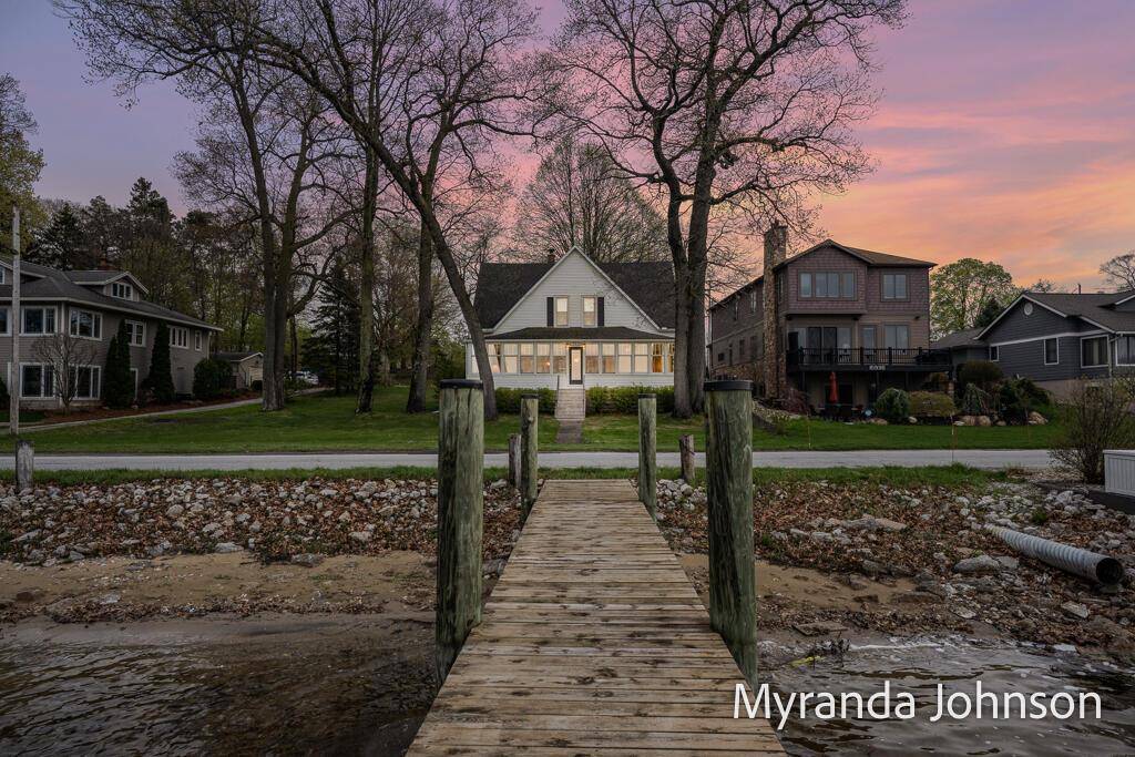 Spring Lake Twp, MI 49456,15926 Beach Drive