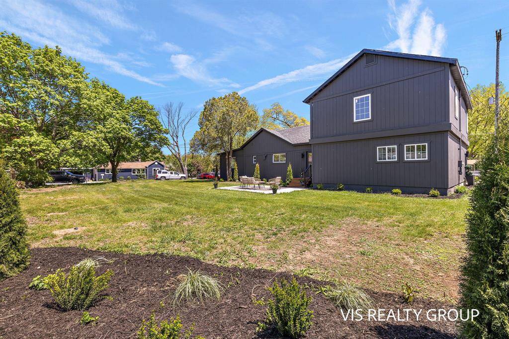 Spring Lake Vlg, MI 49456,201 S Lake Avenue