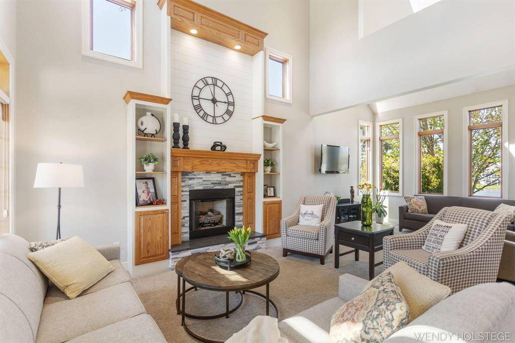 Holland Twp, MI 49464,10467 Bridgewater Drive