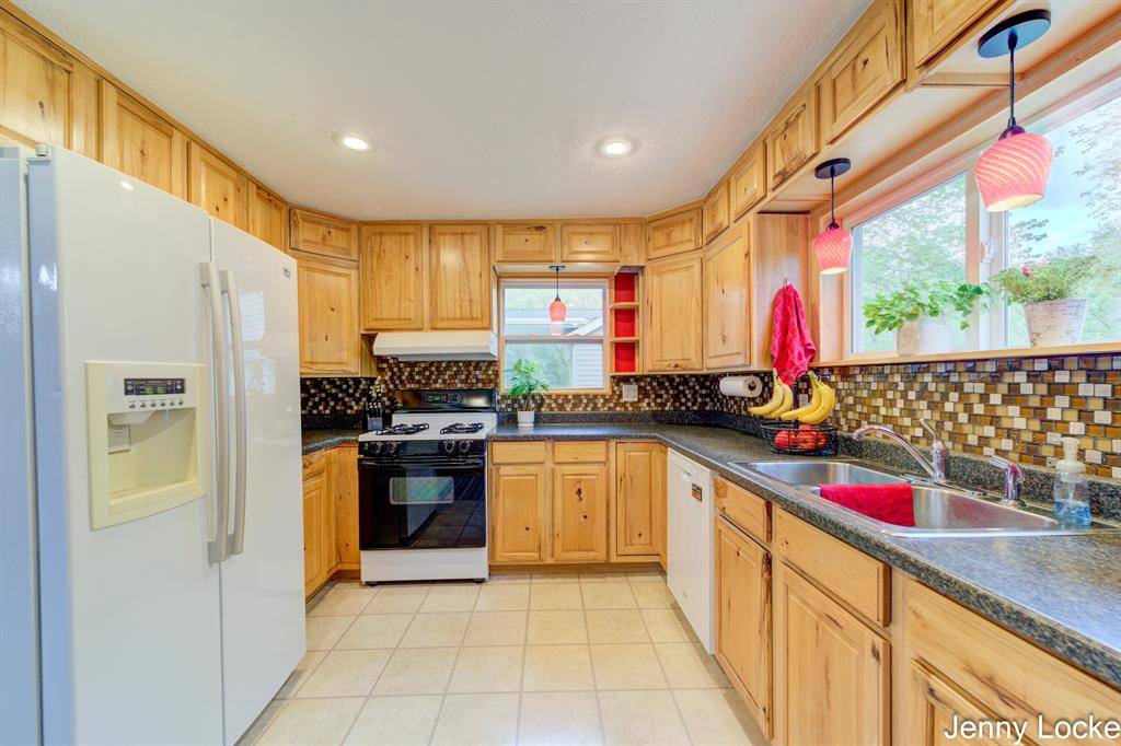Norton Shores, MI 49441,608 Porter Road