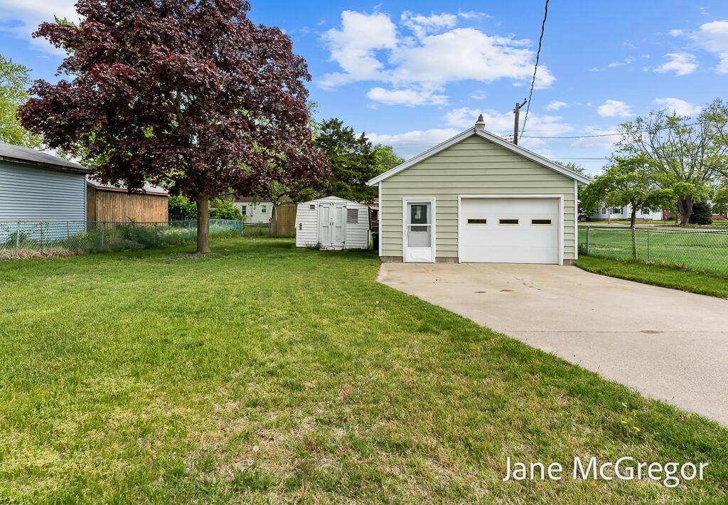 Grand Haven, MI 49417,1347 Grant Avenue