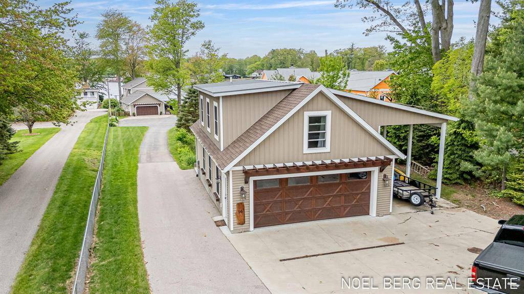 Fruitport Vlg, MI 49415,16 Circle Drive