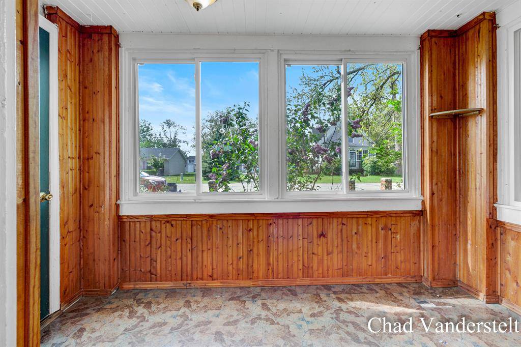 Holland, MI 49423,525 W 22nd Street