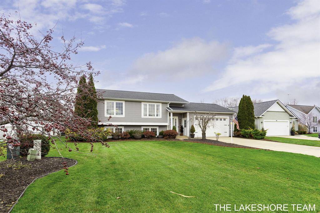 Holland Twp, MI 49464,10259 Lynwood Lane