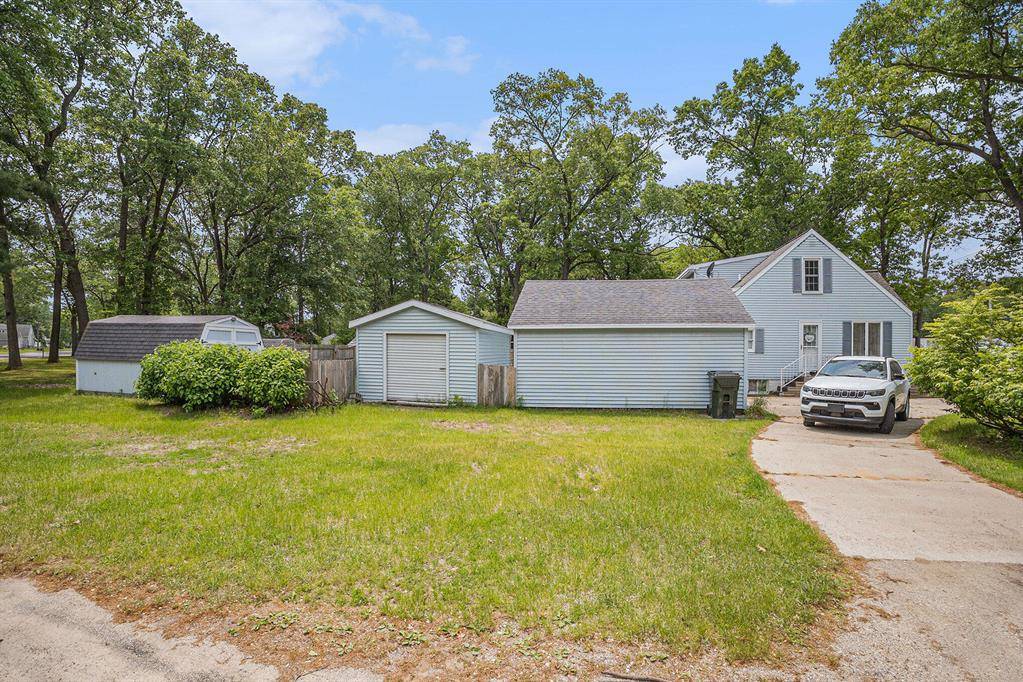 Muskegon Twp, MI 49445,1512 Holton Road