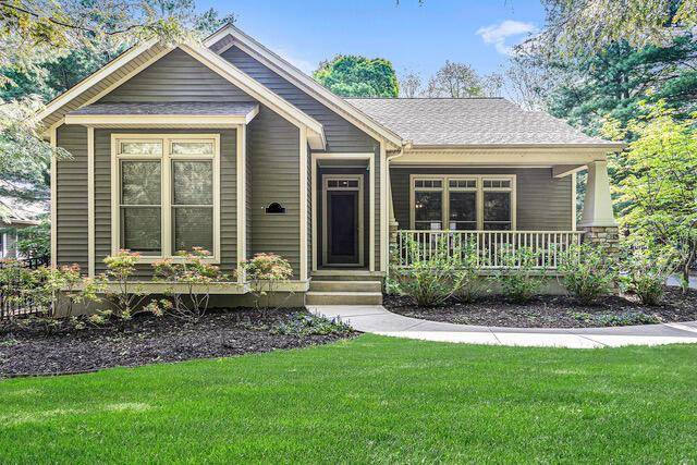 Douglas Vllg, MI 49406,99 Ferry Street