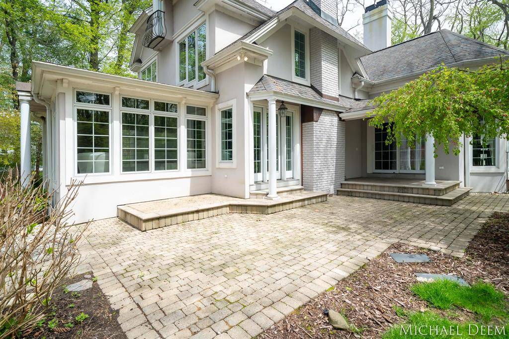 Saugatuck Twp, MI 49408,2743 Lakeshore Drive