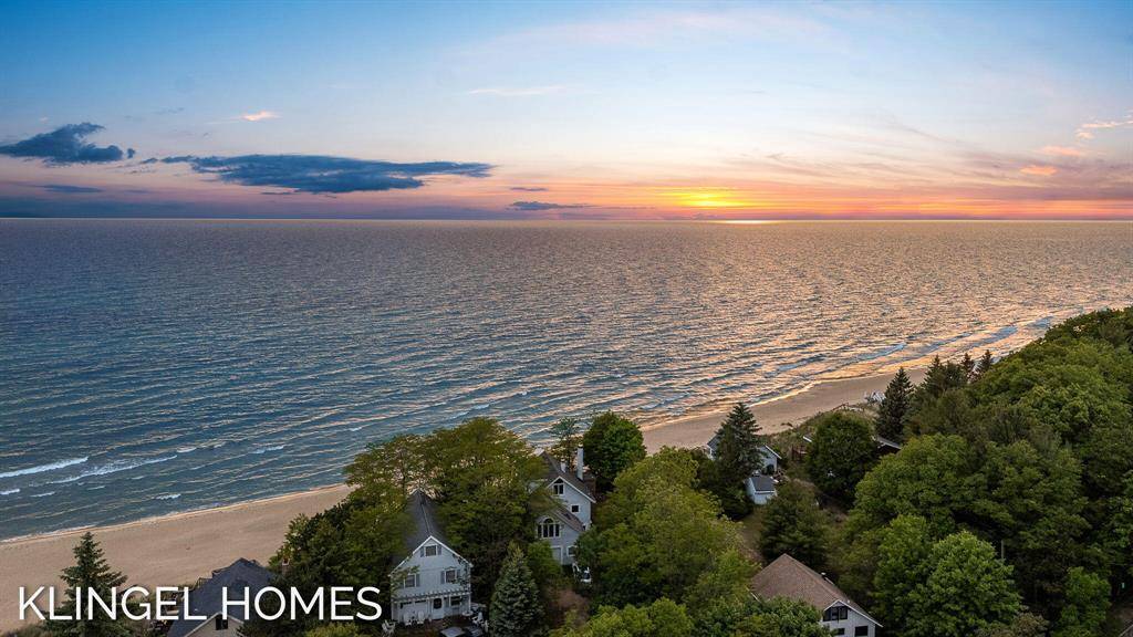 Benona Twp, MI 49455,4069 S Ottawa Trail