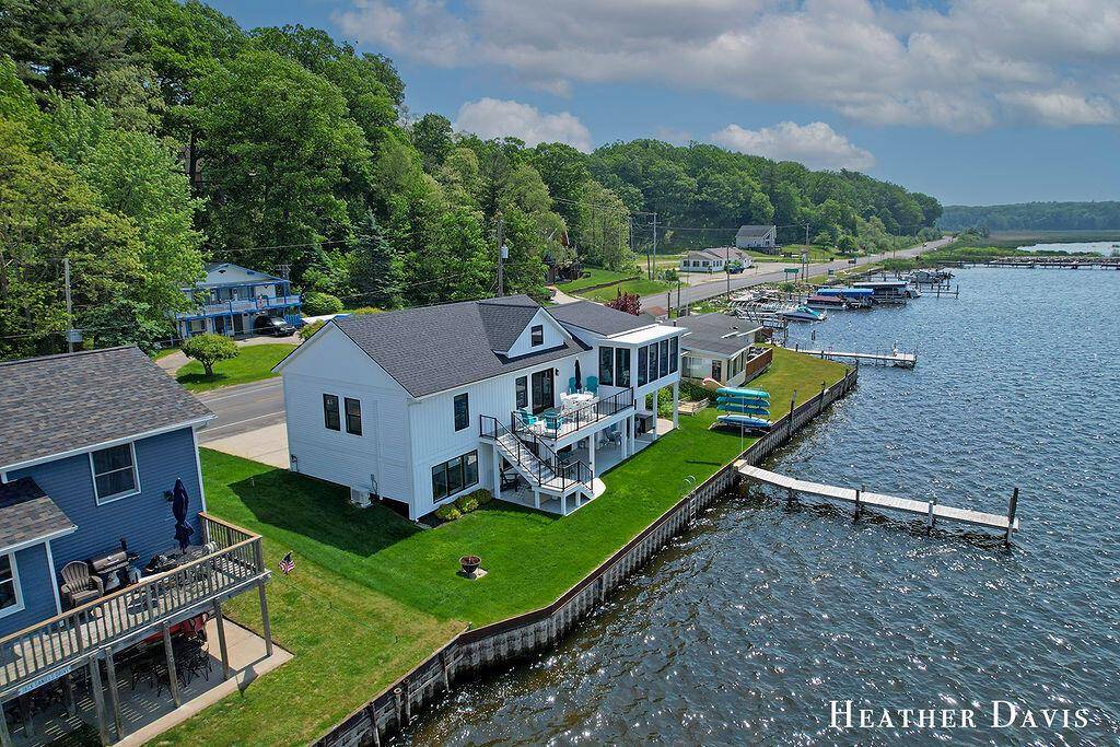 Pentwater Twp, MI 49449,5245 Monroe Road