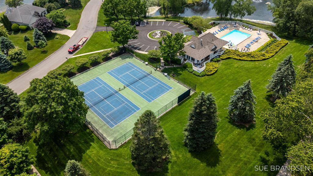 Park Twp, MI 49424,933 Meadow Ridge Drive