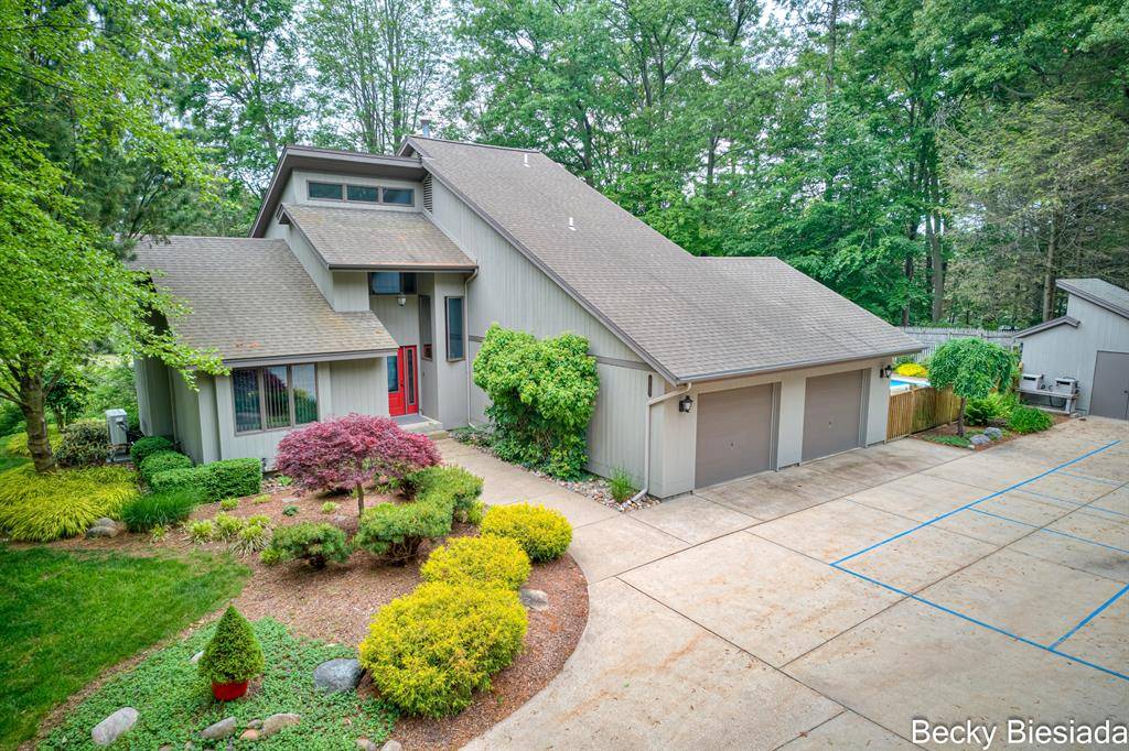 Norton Shores, MI 49441,4731 Rood Road