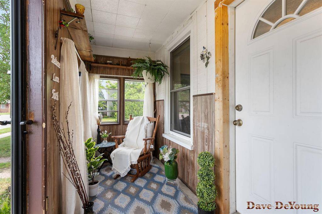 Wyoming, MI 49509,944 Burton Street SW
