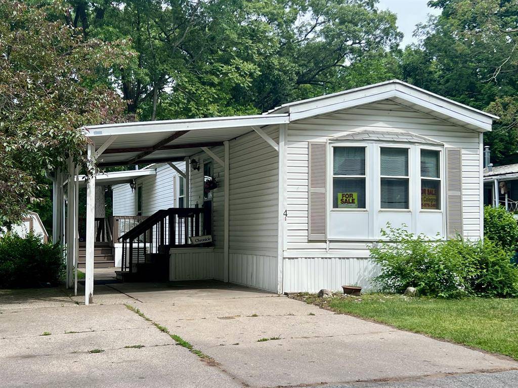 Norton Shores, MI 49444,2701 Huizenga Street TRLR #4