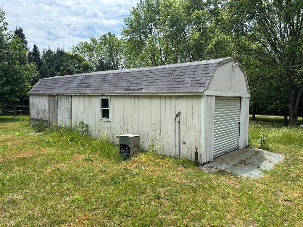 Fennville, MI 49408,6870 121st Avenue