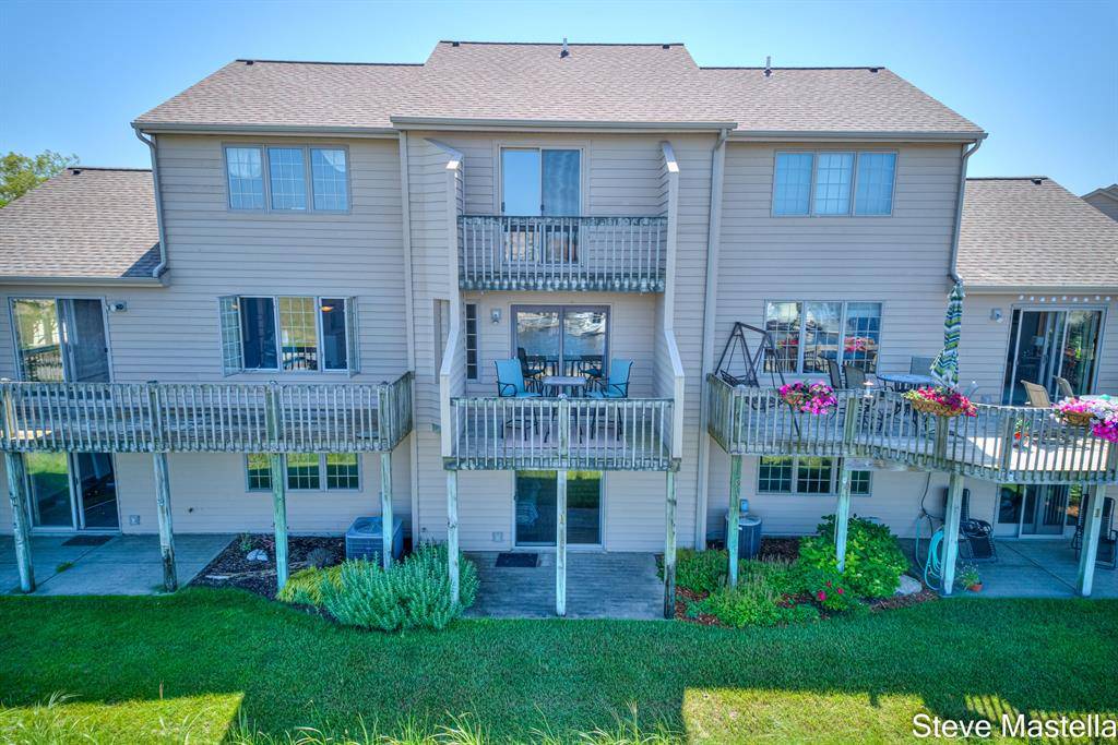 Muskegon, MI 49441,1406 E Harbour Towne Circle