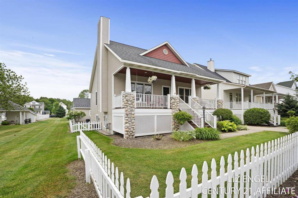 Douglas Vllg, MI 49406,471 Summer Grove Drive 57