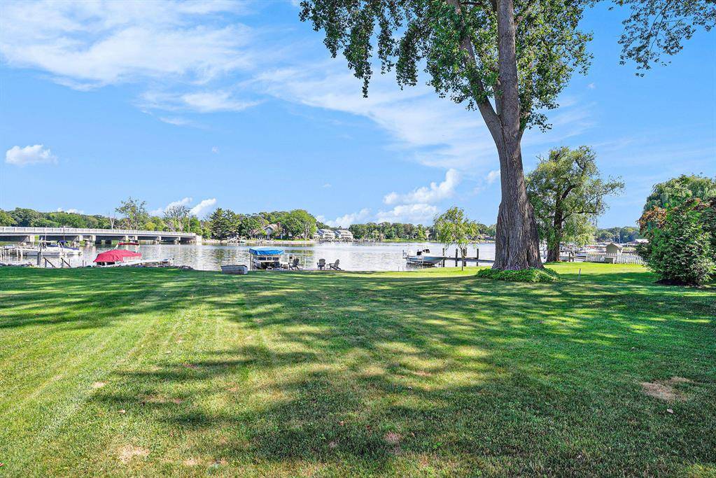 Spring Lake Twp, MI 49456,15666 Connelly Avenue