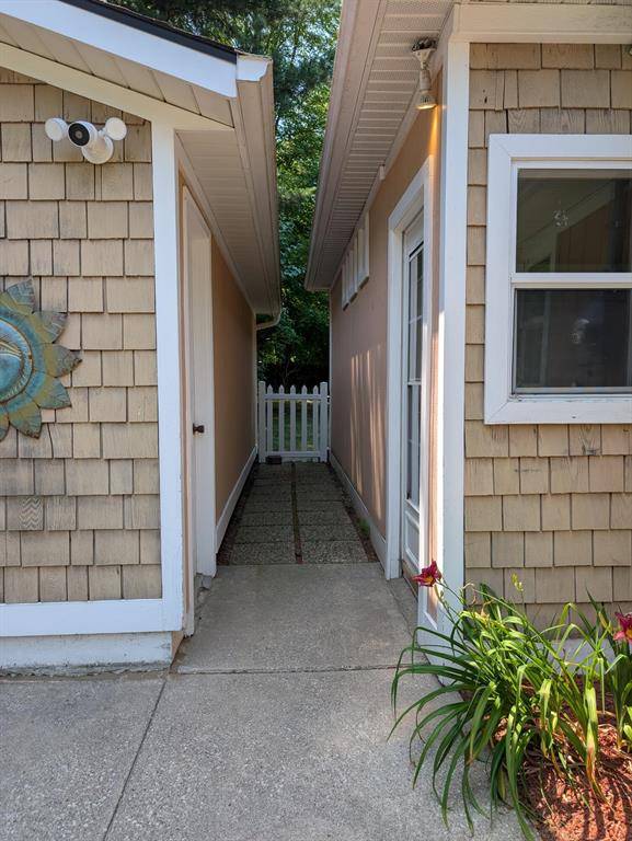 Douglas Vllg, MI 49406,440 Water Street