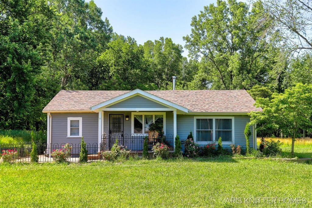 South Haven Twp, MI 49090,74213 10th Avenue