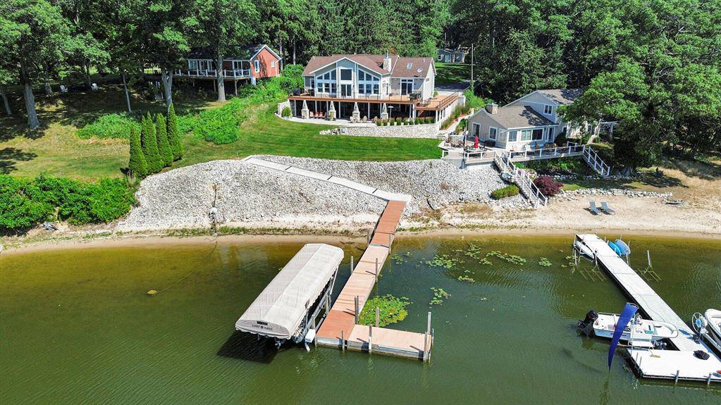 Norton Shores, MI 49444,481 Seminole Road