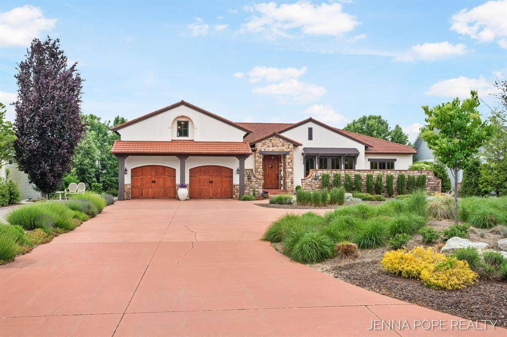 Grand Haven Twp, MI 49417,15742 Grand Point Drive