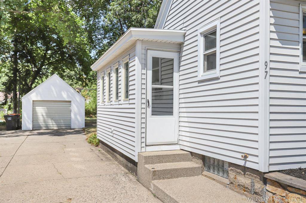 Holland Twp, MI 49424,97 W Lakewood Boulevard