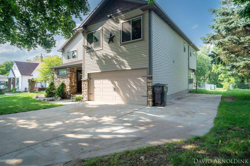 Jamestown Twp, MI 49426,2325 Riley Court