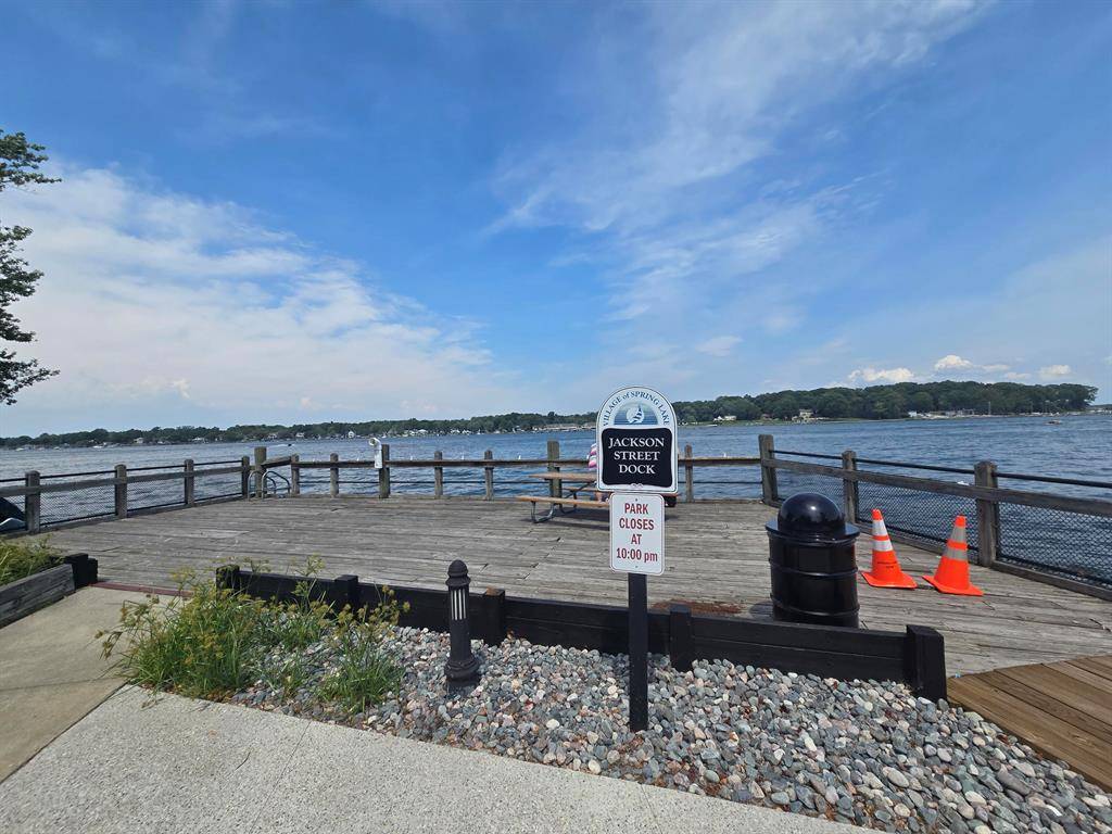Spring Lake Vlg, MI 49456,208 N Jackson Street