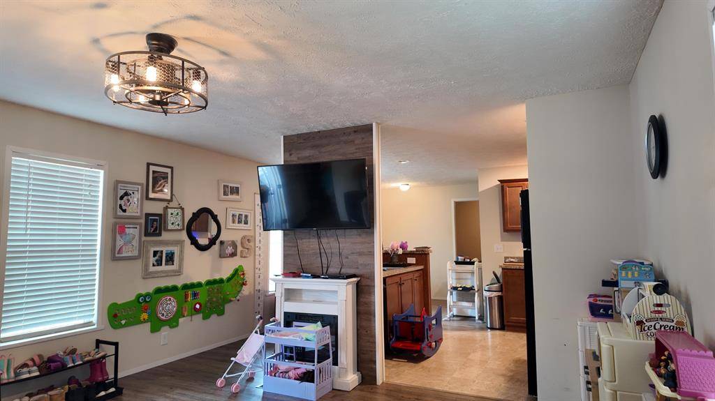 Grand Haven Twp, MI 49417,13523 Oaktree Ct