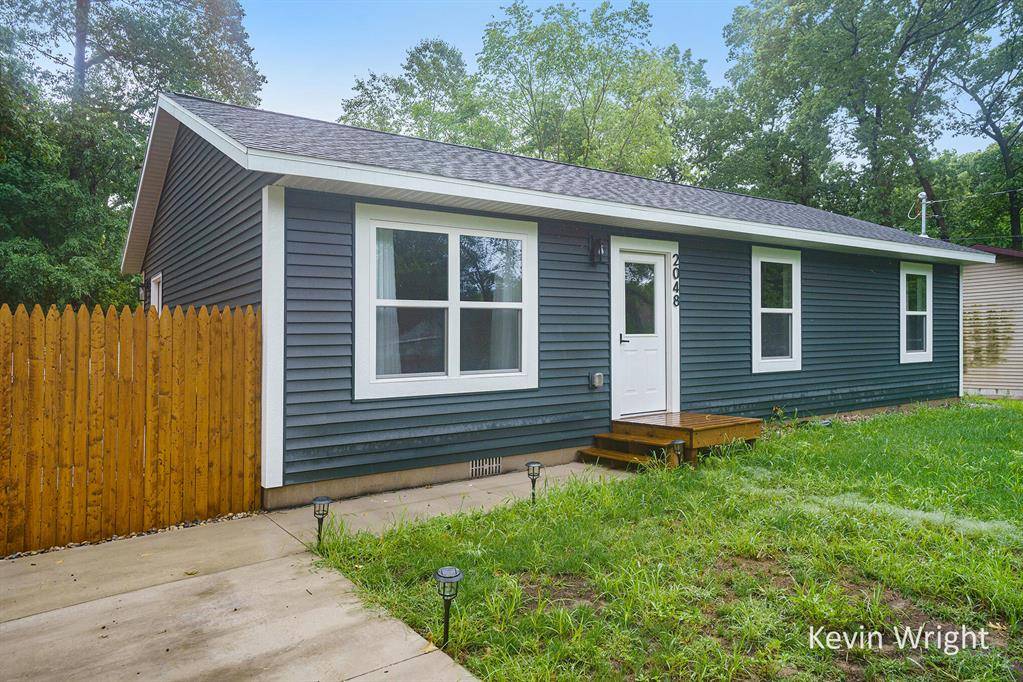 Muskegon Twp, MI 49442,2048 Center Street
