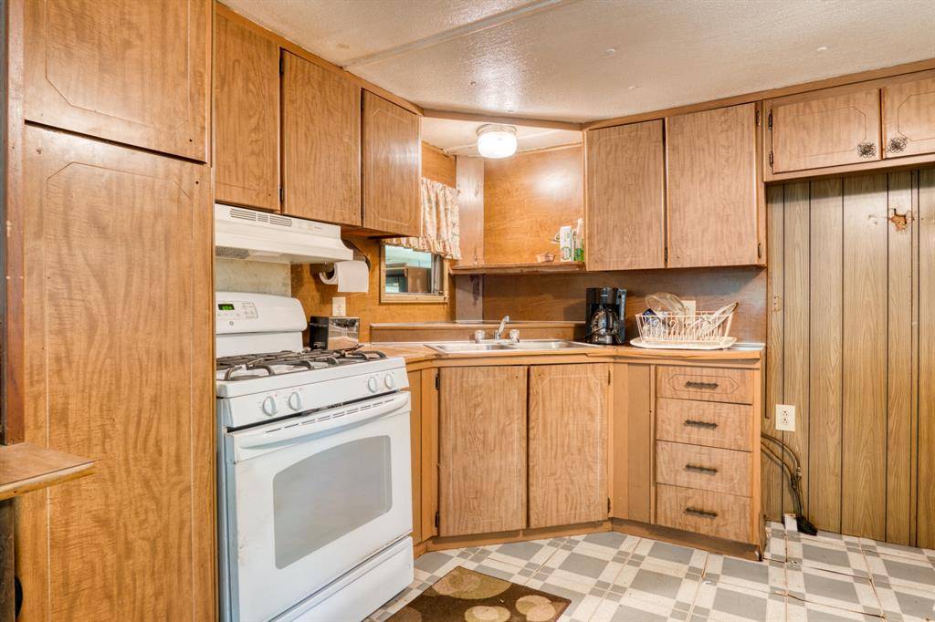 Surrey Twp, MI 48632,11451 Hemlock Avenue