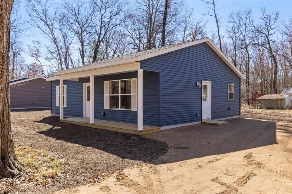 Reynolds Twp, MI 49329,8992 Mackinaw Trail