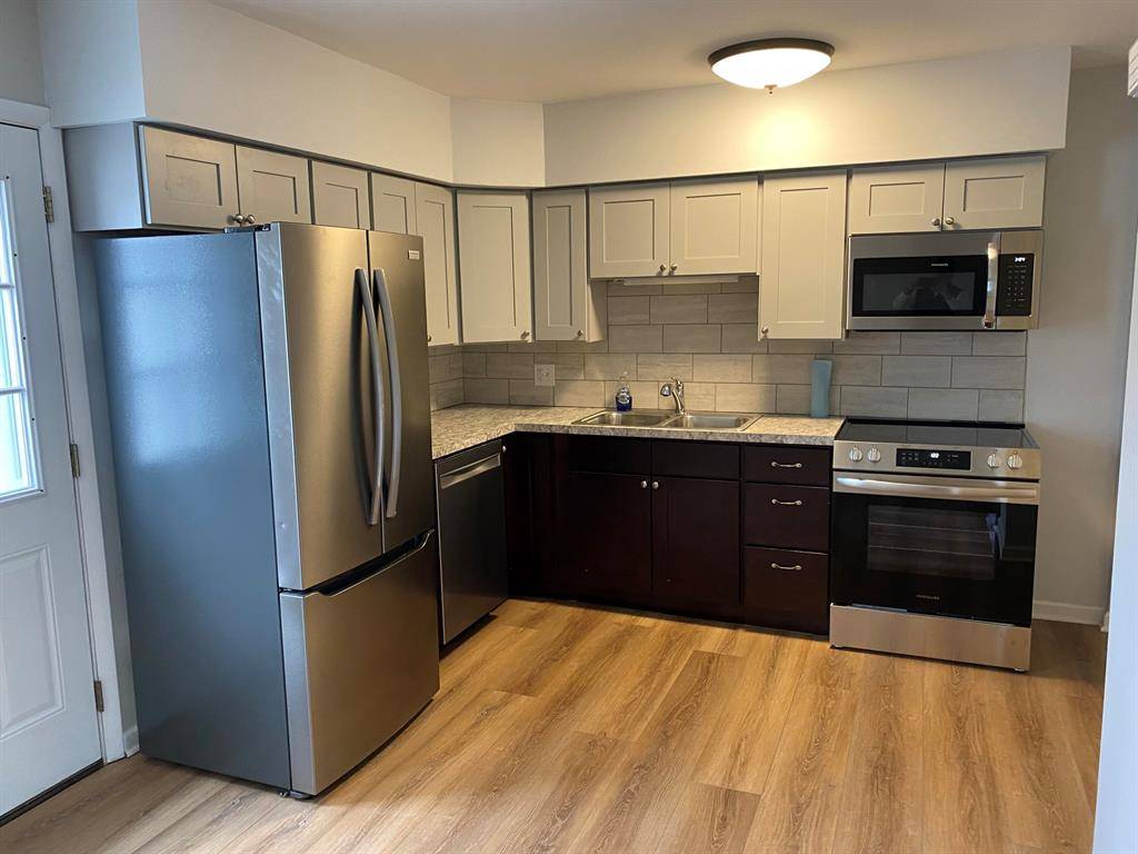 Fremont, MI 49412,10 Meadow Hills Lane