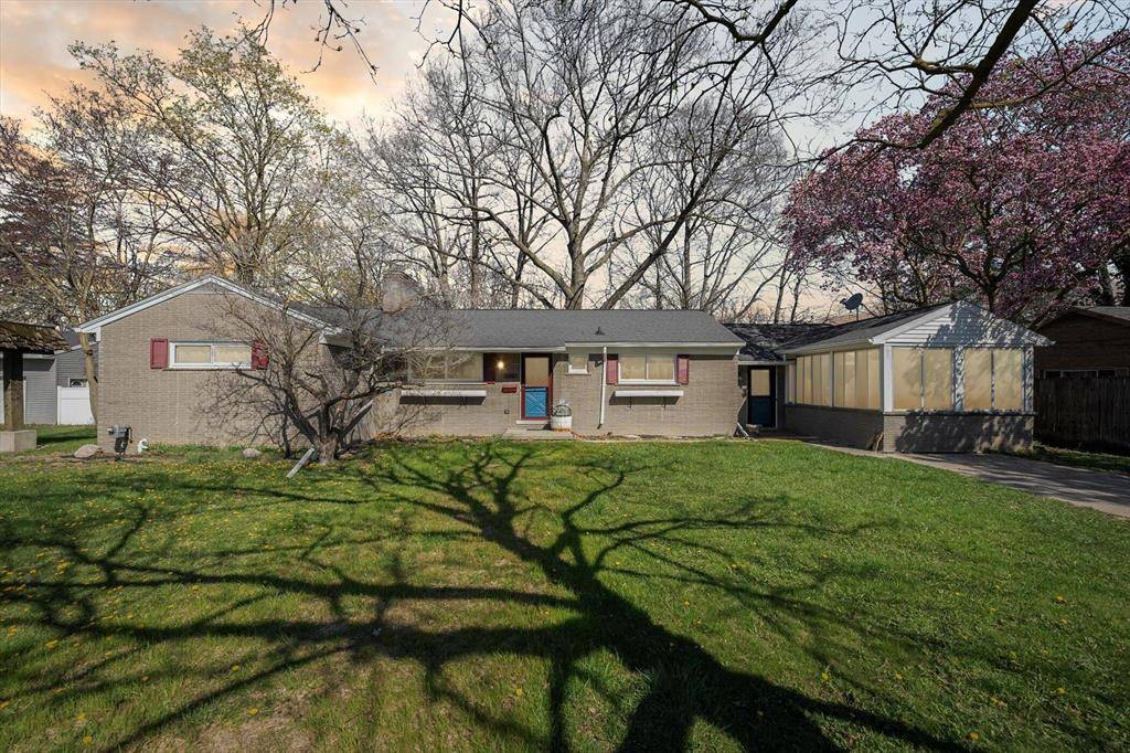Wayne, MI 48184,32482 Woodbrook Drive