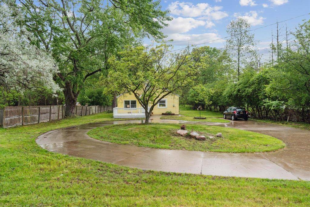 Grand Rapids, MI 49508,2179 32nd Street SE