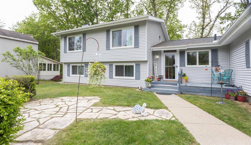 Deerfield Twp, MI 48858,66 Meridian Court