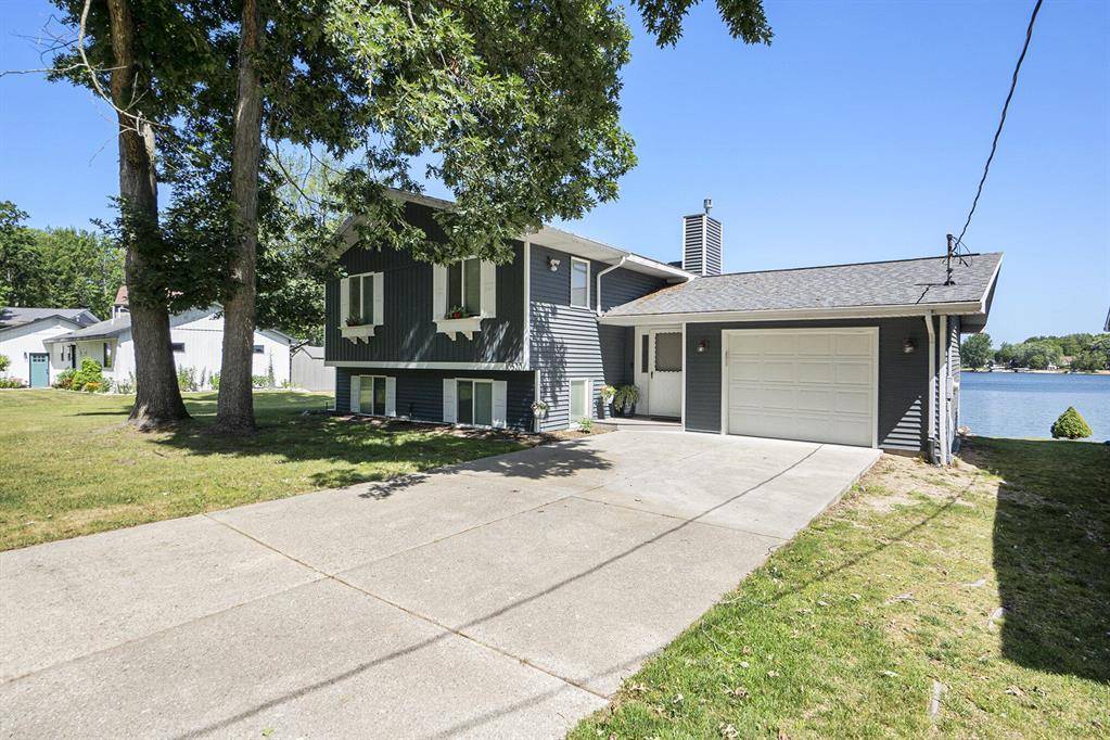 Morton Twp, MI 49346,10520 Maple Crossing