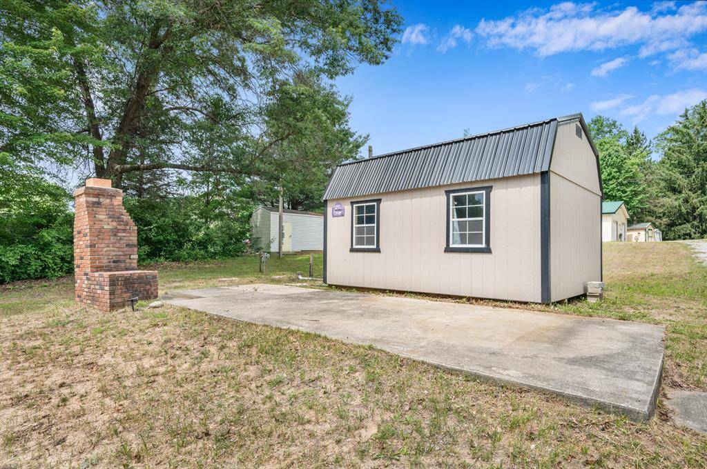 Grant Twp-clare Co, MI 48622,8952 Otterside Dr