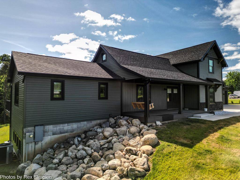 Tyrone Twp, MI 49330,17090 Kenowa Avenue
